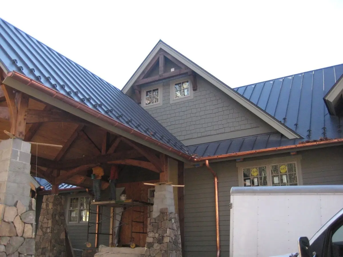 Craftsman Roofing team delivering quality roofing work in Silver Springs